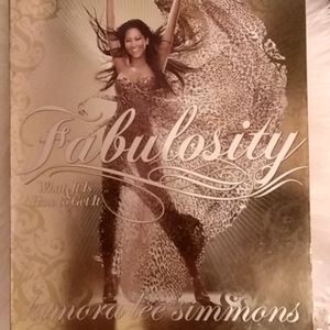 📙2/$16Kimora Lee Fabulosity book